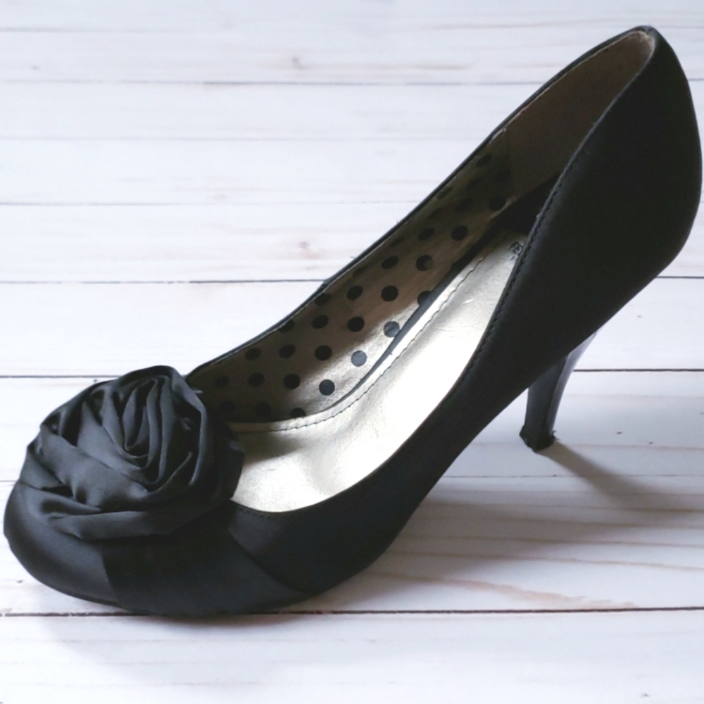 Fergalicious "Blossom" Black Satin Pumps